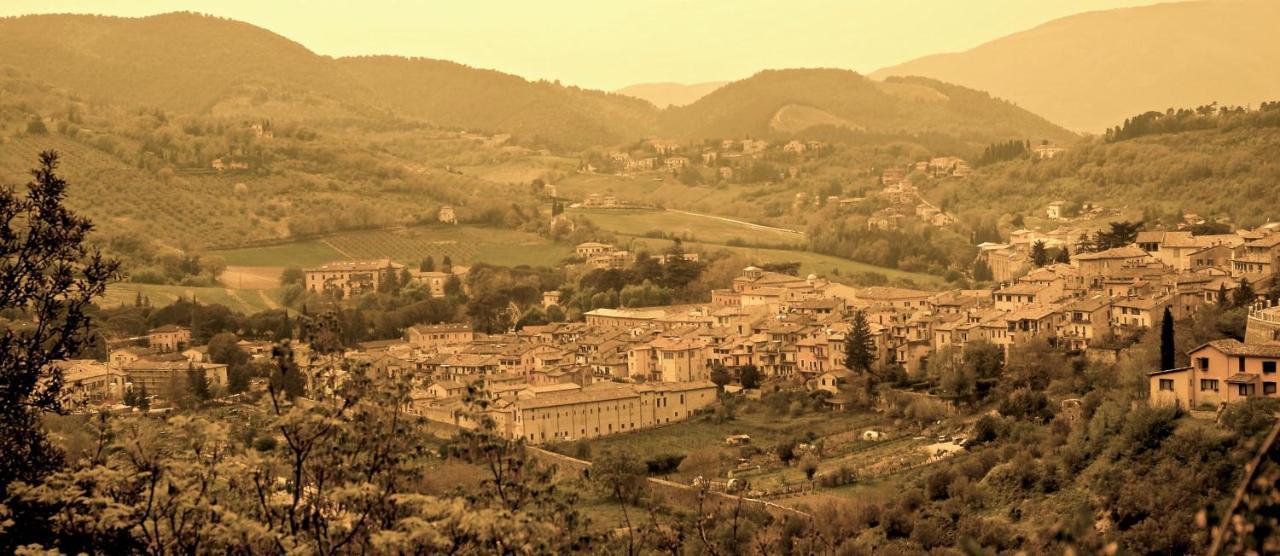 Palazzo Sant'Angelo Bed & Breakfast Spoleto Exterior foto